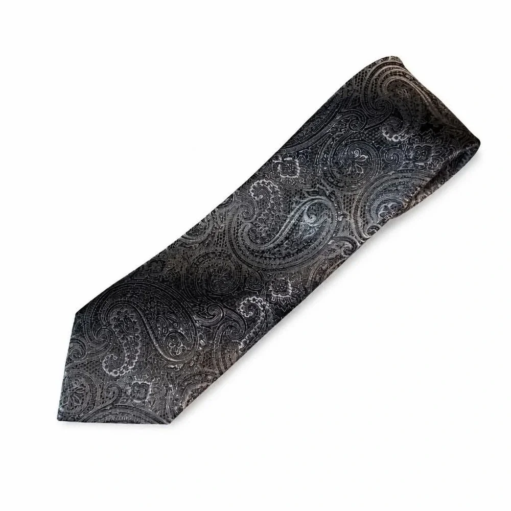 Van Heusen Mens Tie Black Charcoal Gray Jacquard Paisley Polyester Necktie